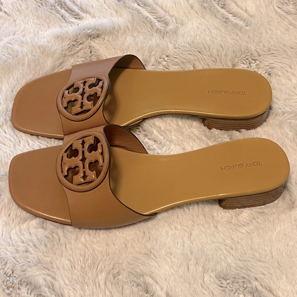 Tory Burch Bombe Miller Slide Sandals ***PRICE IS FIRM NO LOWER OFFER**** - Picture 4 of 6